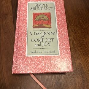 Simple Abundance Daybook